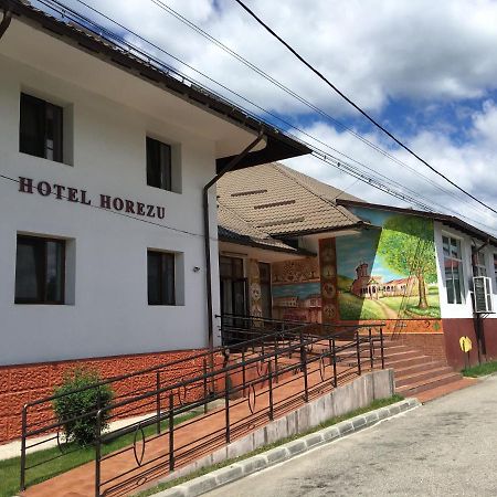 Hotel Horezu Buitenkant foto